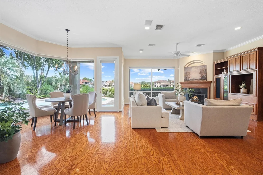 Photo of 19006 Windsor Lakes Drive