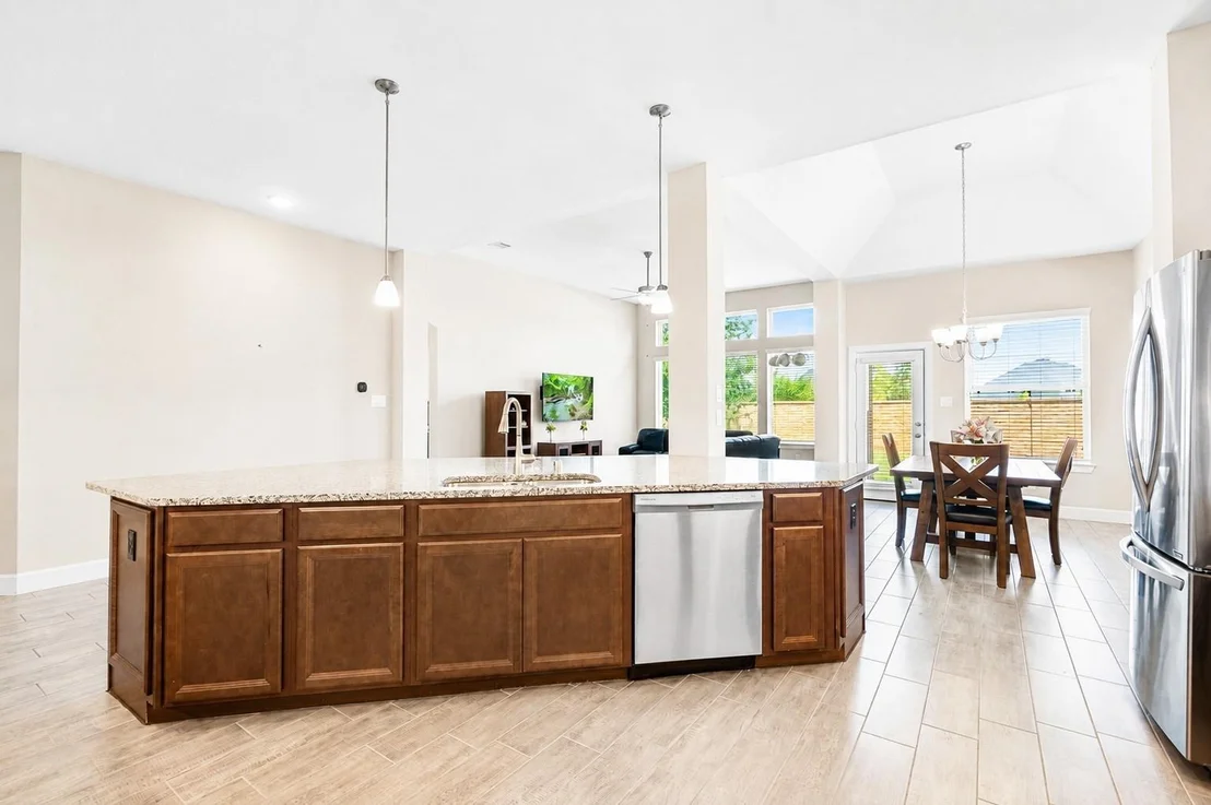Photo of 6922 Goldstrum Way