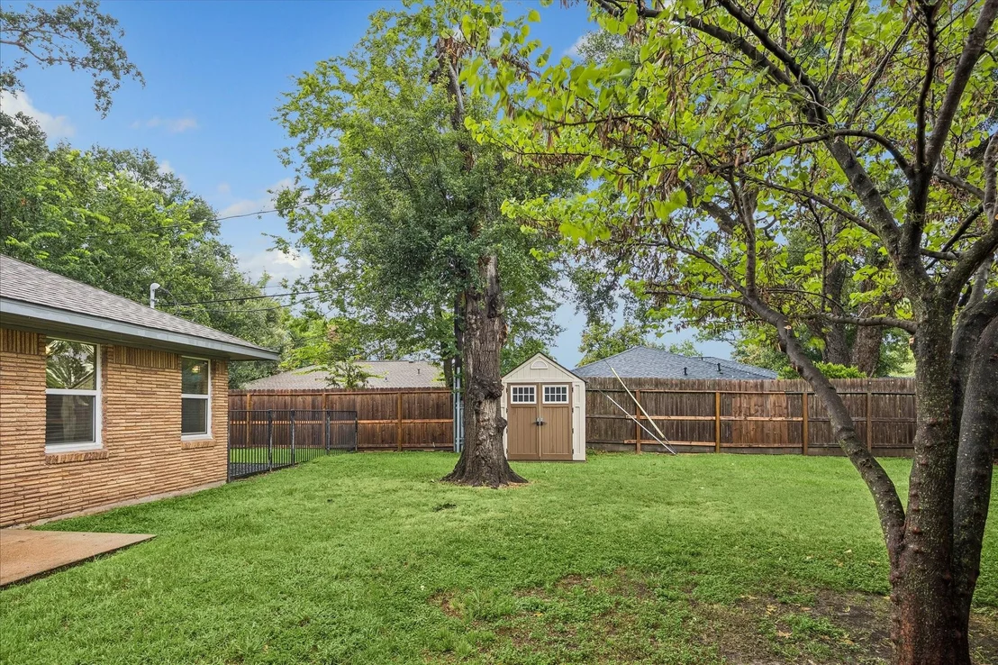Photo of 4402 Libbey Lane