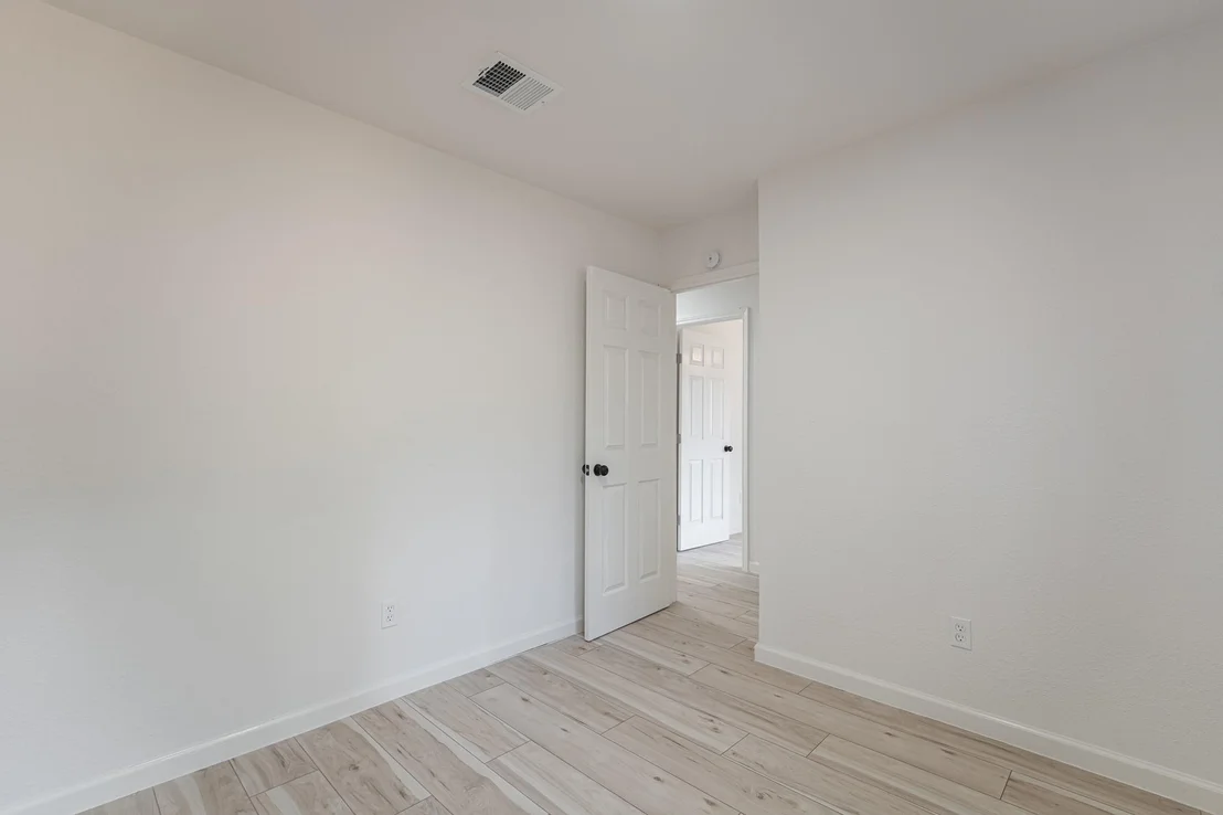 Photo of 5311 Oaklynn Drive