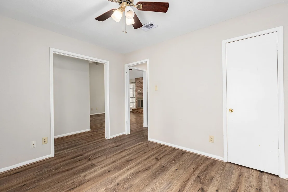 Photo of 2751 Longleaf Pines Drive