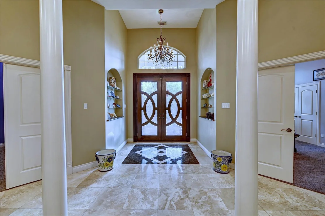 Photo of 9526 Deer Path Lane
