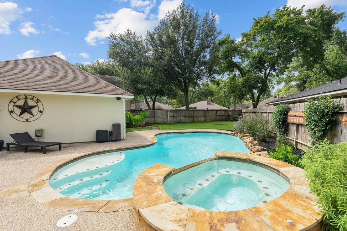 Photo of 30639 Victoria Estates Drive