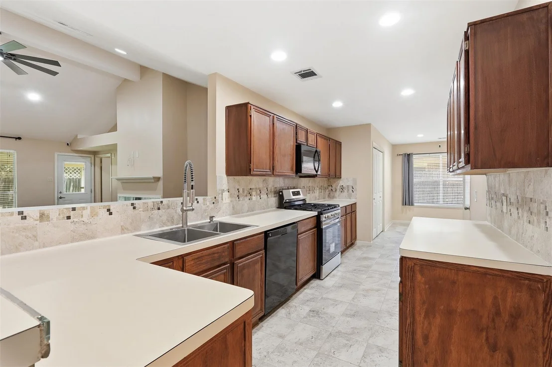 Photo of 8227 Squires Place Drive