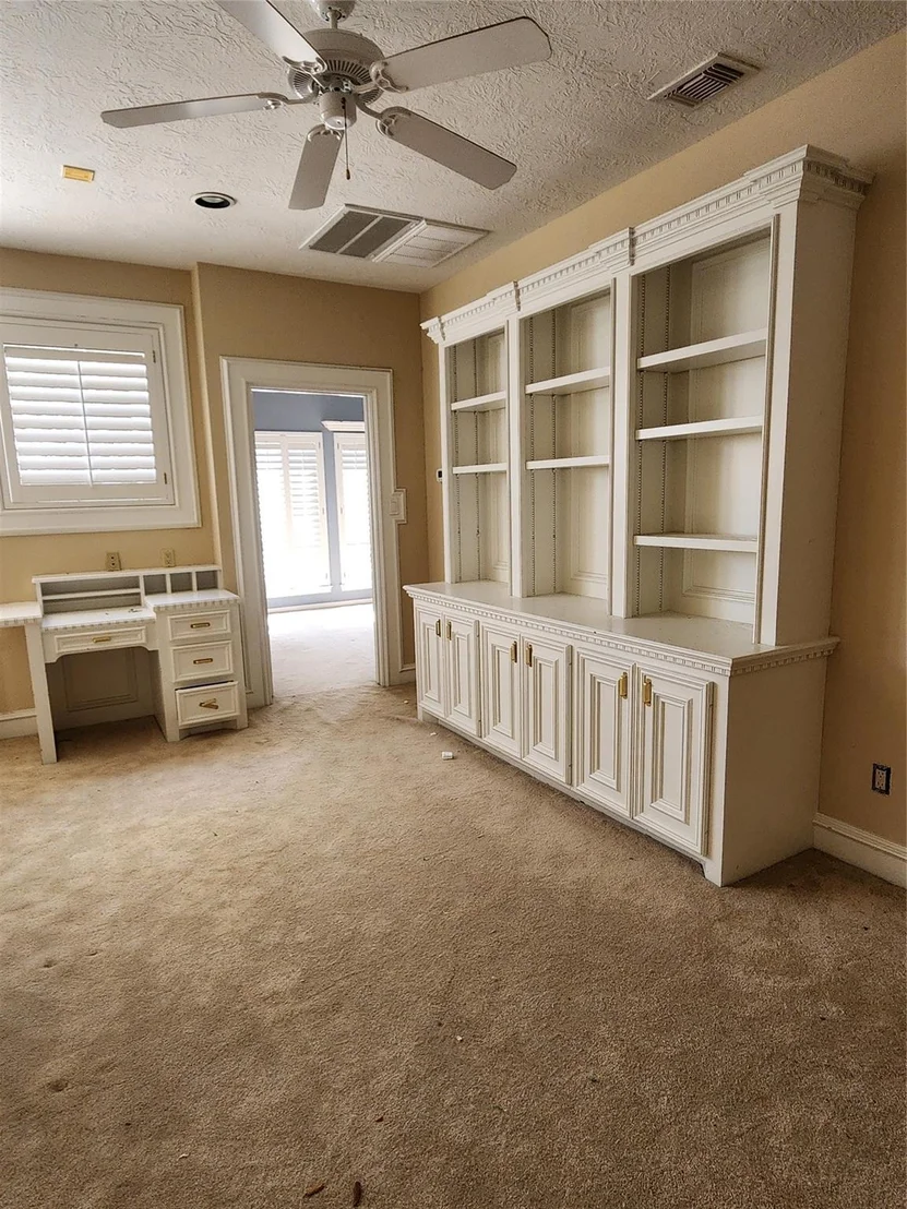 Photo of 12431 Lakeview Drive