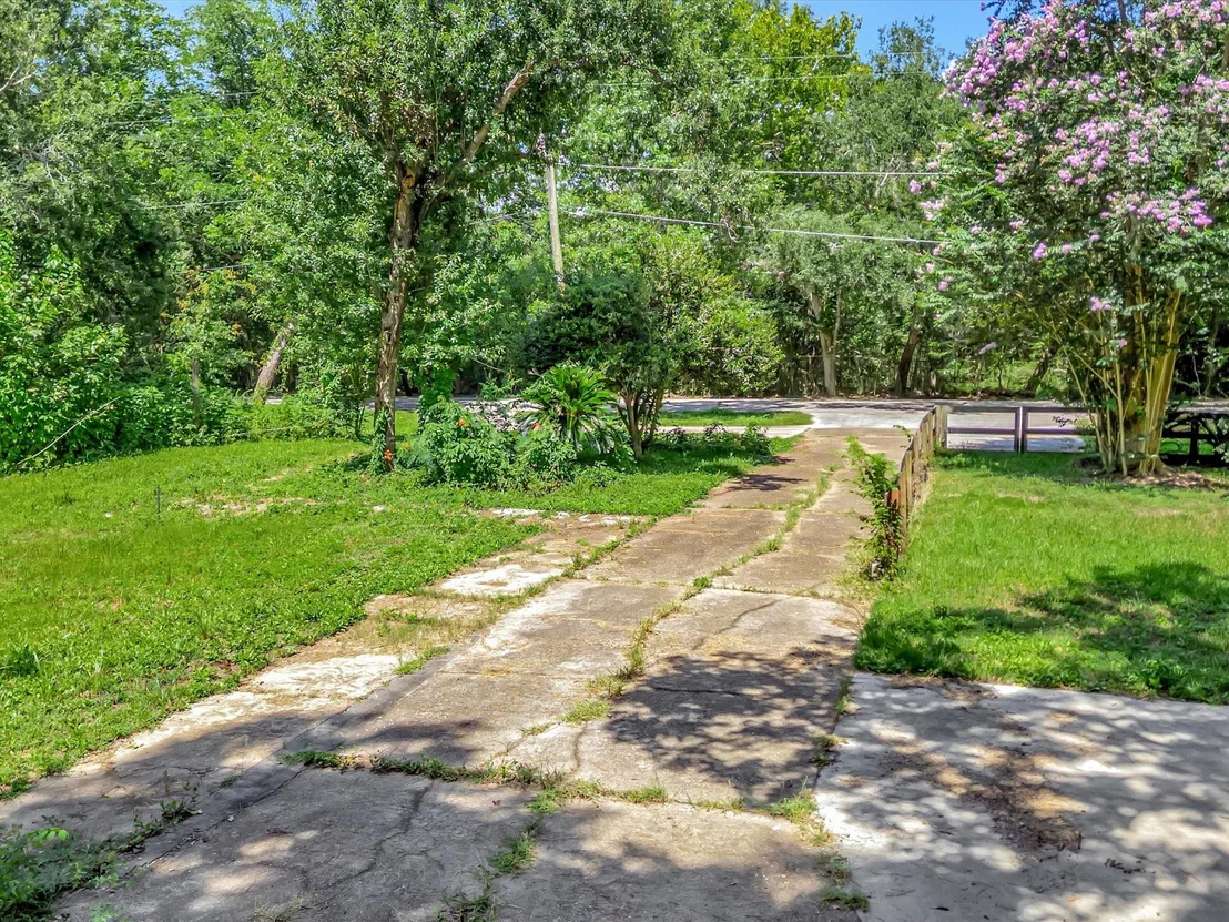Photo of 5213 Palm Drive