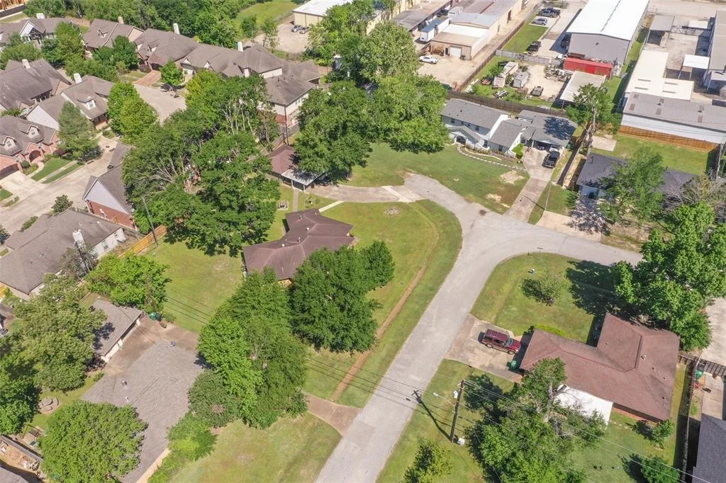 Photo of 5115 Covington Drive