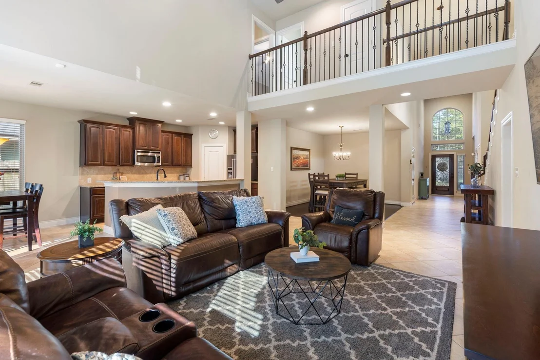 Photo of 1419 Laura Hills Lane