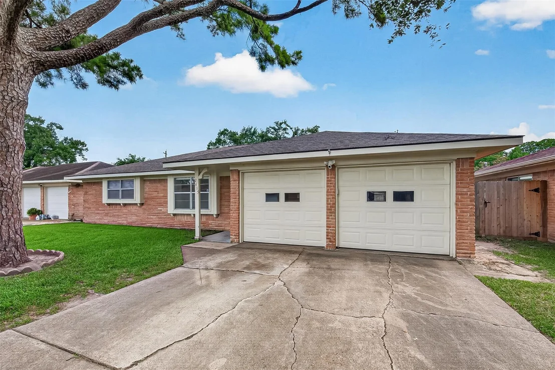 Photo of 7415 Troulon Drive