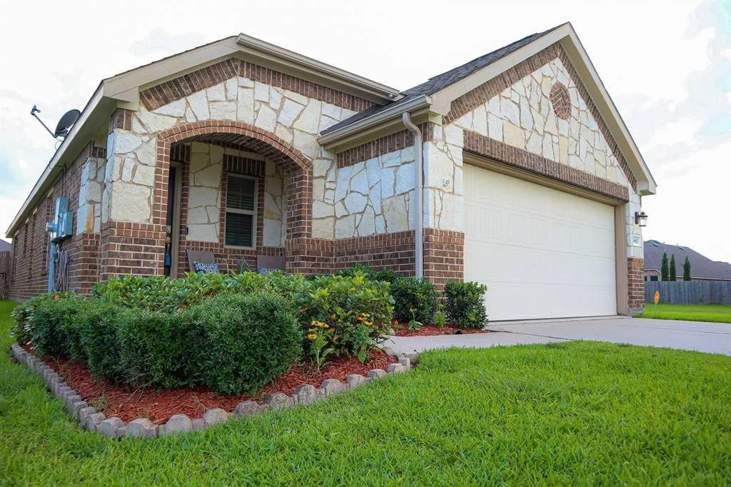 Photo of 6862 Juniper Arbor Lane
