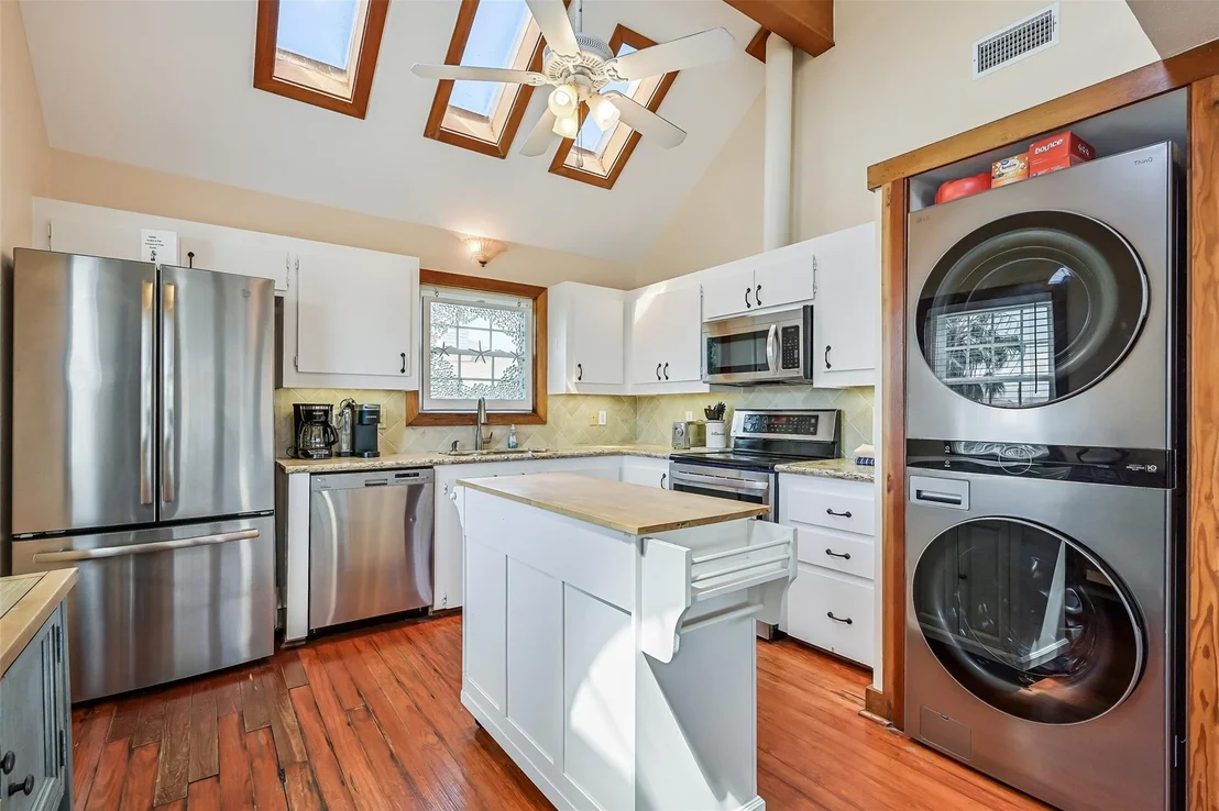 Photo of 4018 Reeves Drive