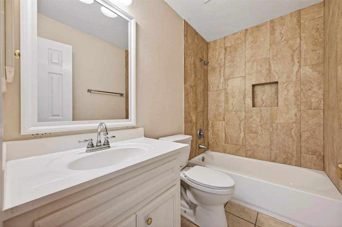 Photo of 707 Mockingbird Street