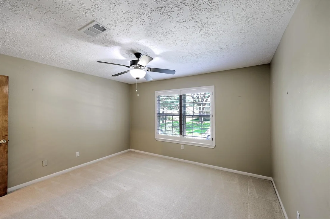 Photo of 206 Virginia Lane