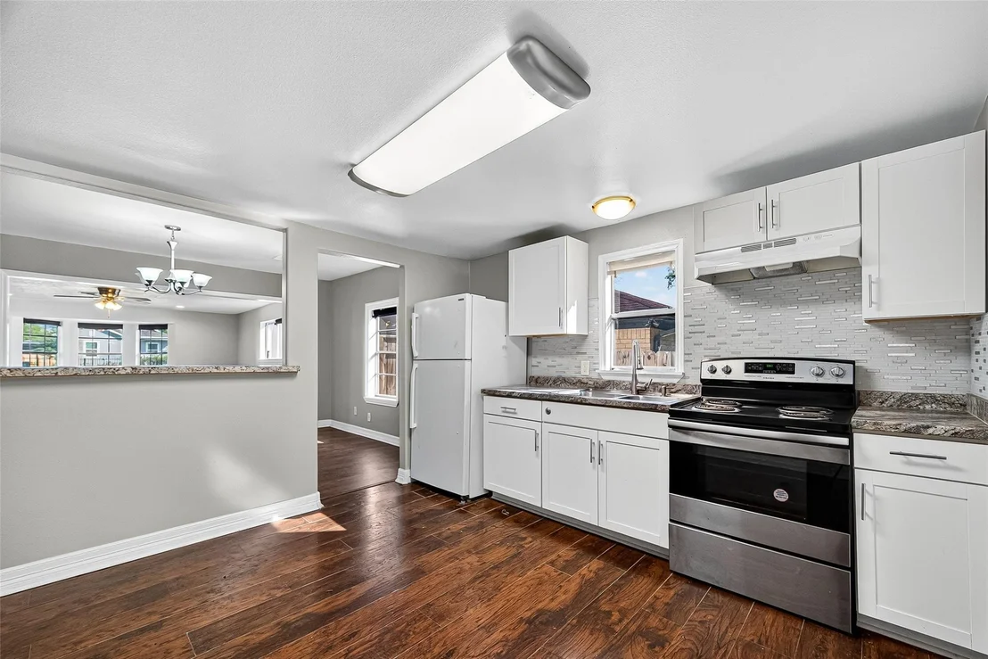 Photo of 4034 Caplin Street