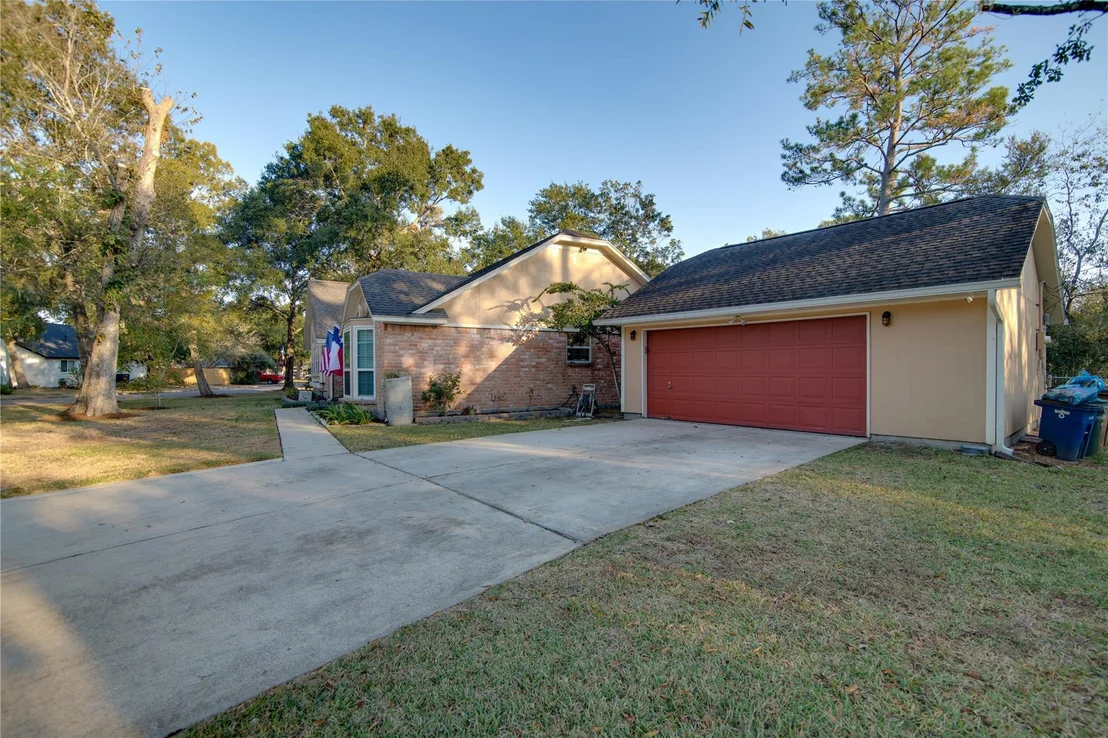 Photo of 1202 Sunset Drive