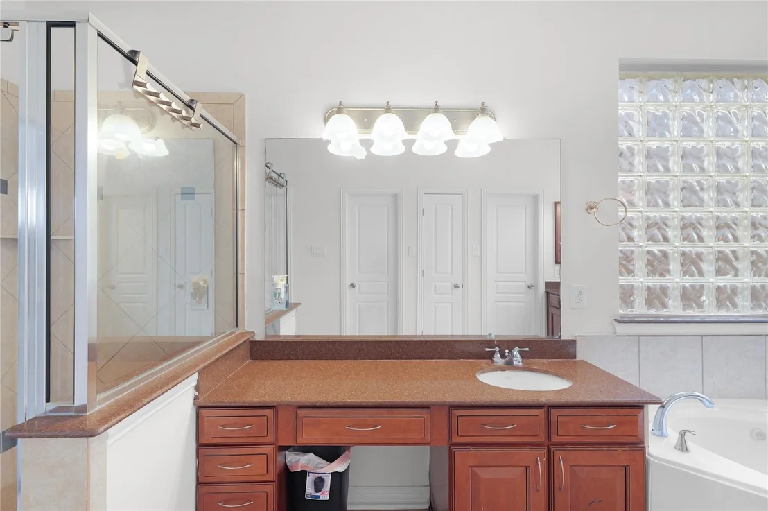 Photo of 17922 Harbour Bridge Point Drive