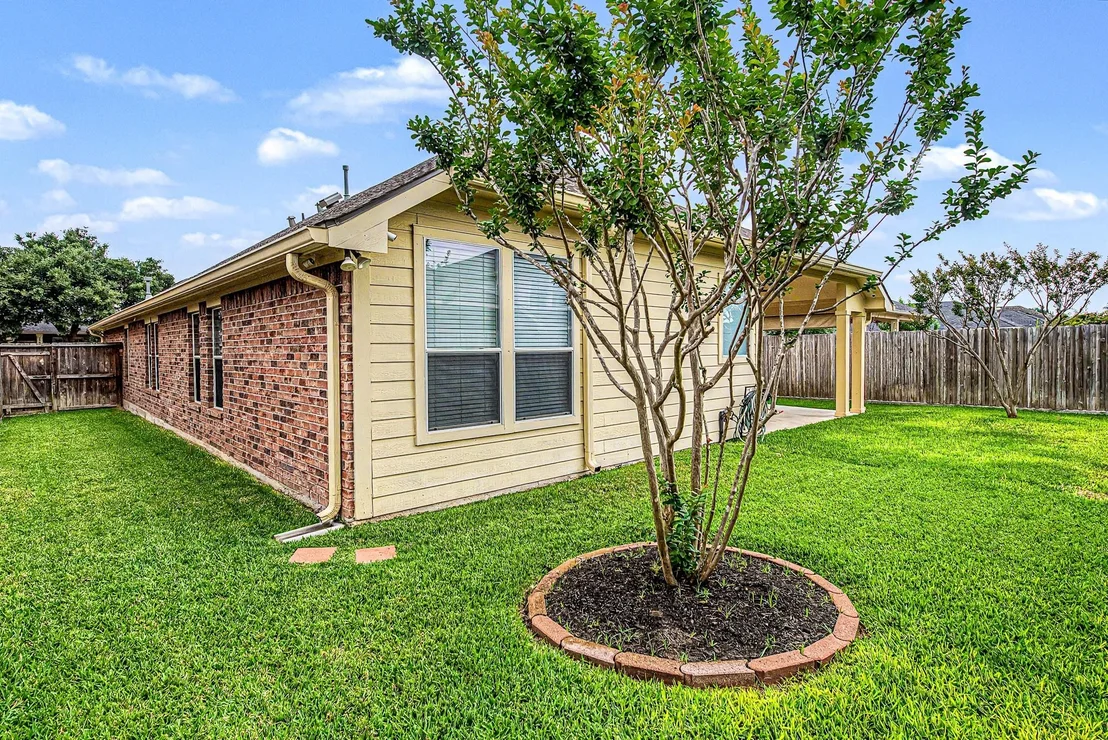 Photo of 17907 Treemont Landing
