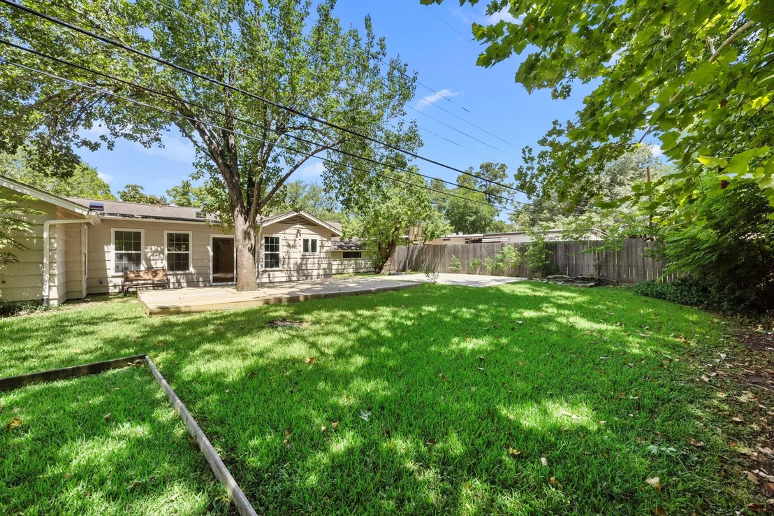 Photo of 9111 Timberside Drive