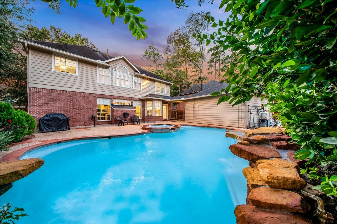 Photo of 79 N Cochrans Green Circle
