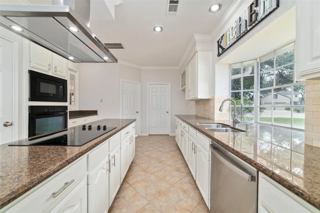 Photo of 12415 Millway Drive