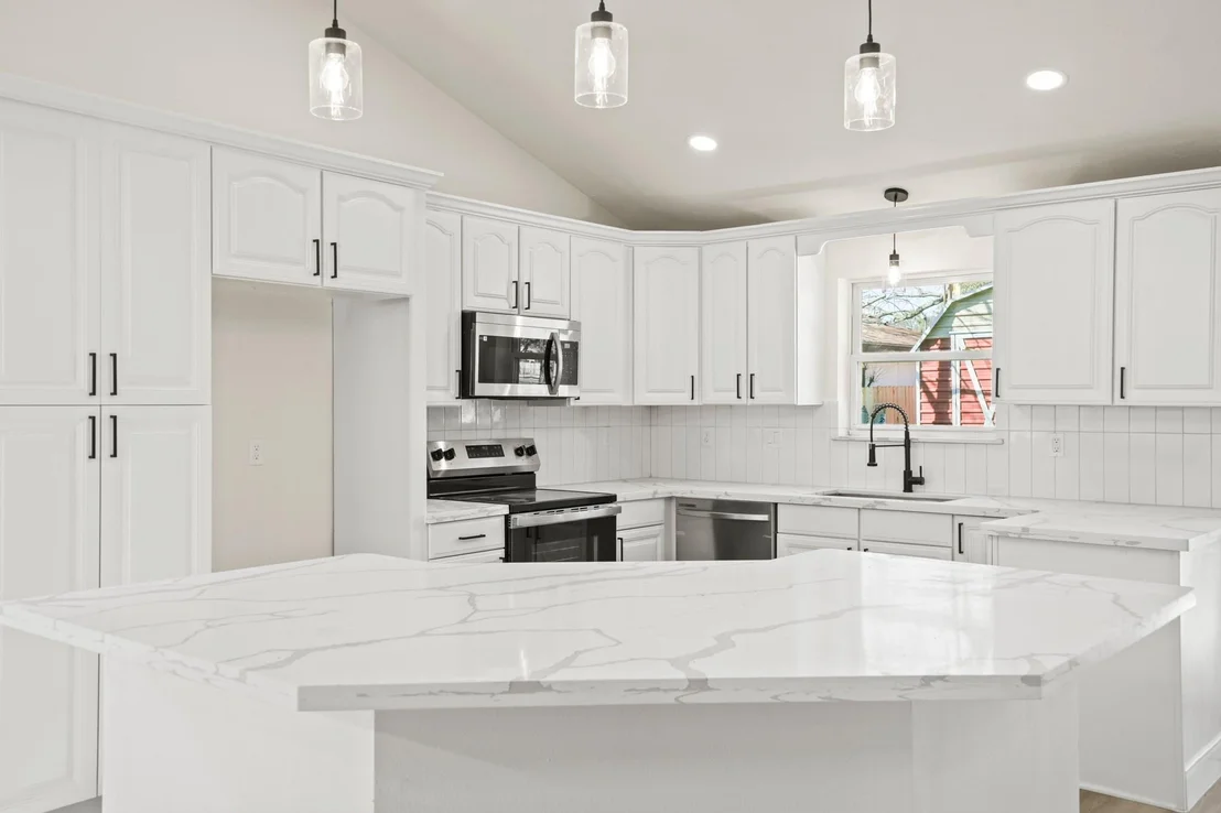 Photo of 13102 Maxim Drive