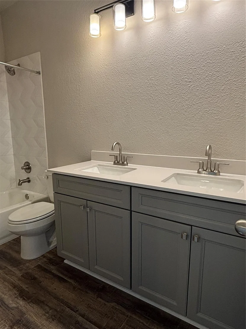 Photo of 423 Calumet