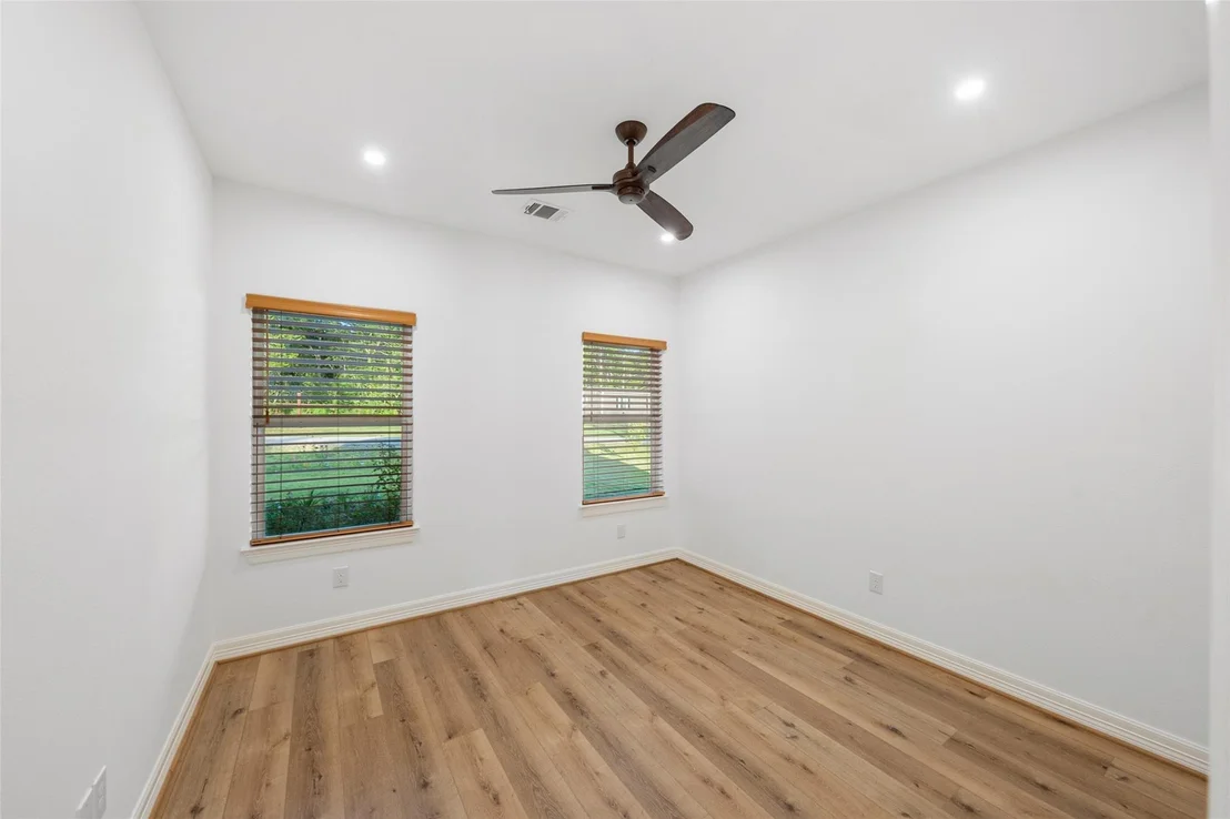 Photo of 140 Faulkner Avenue
