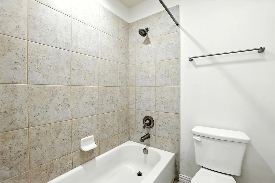 Photo of 22902 Jetty Manor Lane