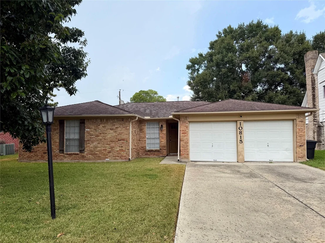 Photo of 10815 Sagecrest Lane