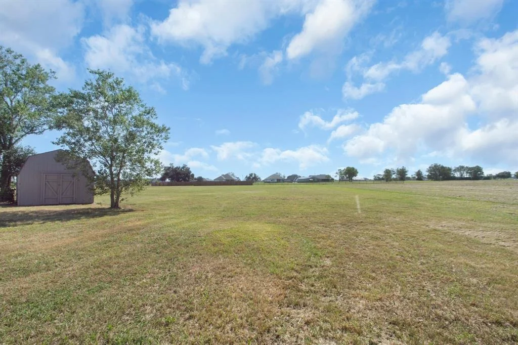 Photo of 907 Longhorn Trail