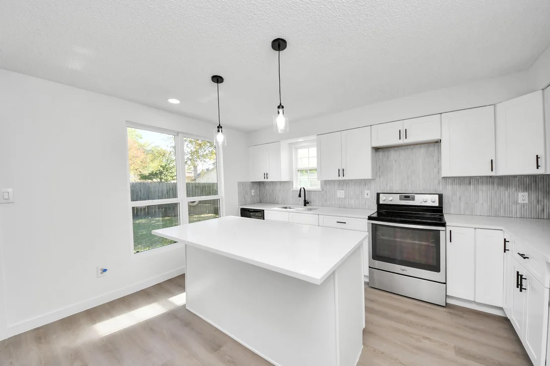 Photo of 2911 Meadowgrass Lane