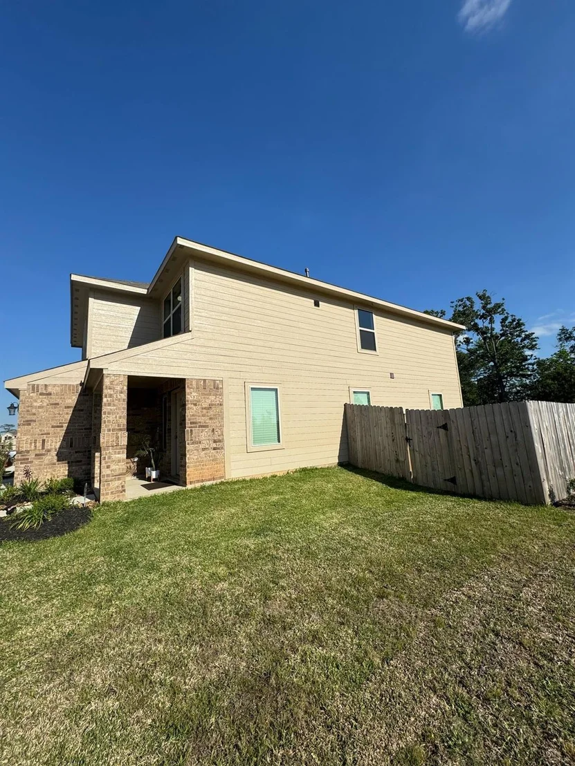Photo of 14732 S Ascot Bend Circle