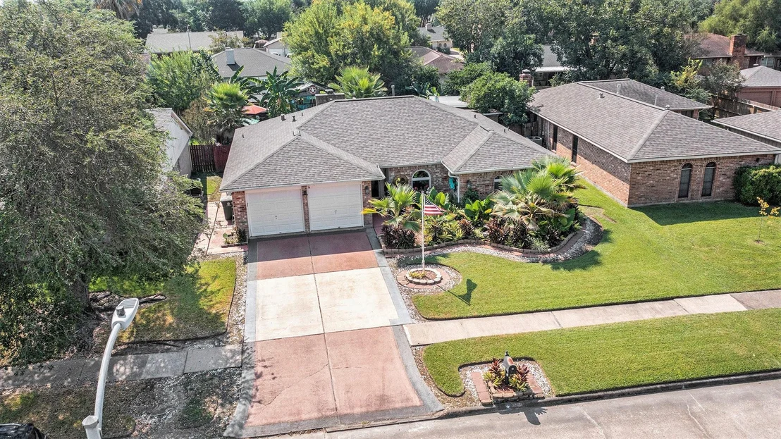 Photo of 830 Seamaster Drive