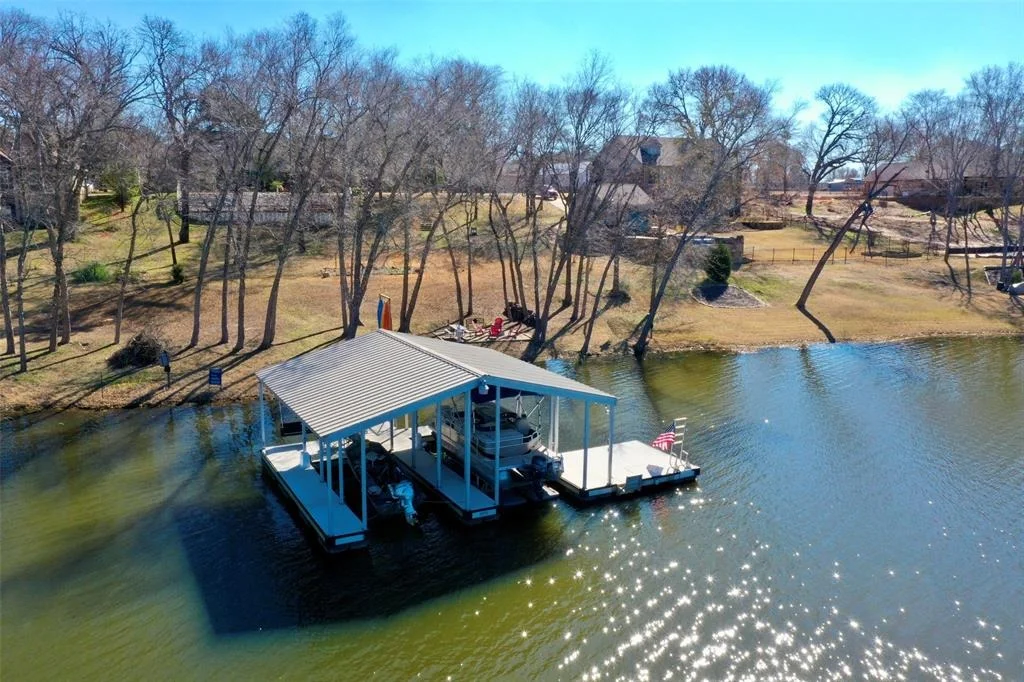 Photo of 21489 Stevenson Road