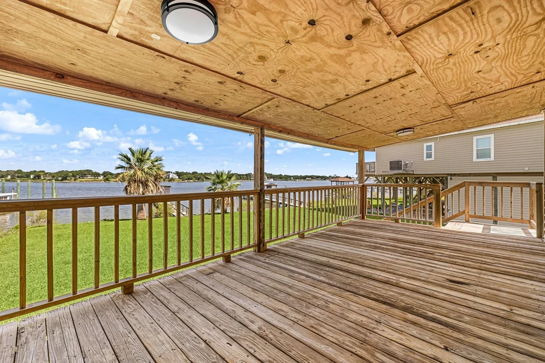 Photo of 8805 Harbour Drive