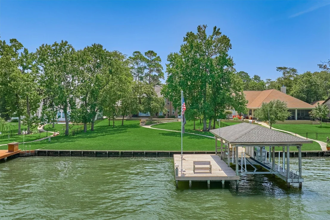Photo of 9485 Escondido Drive