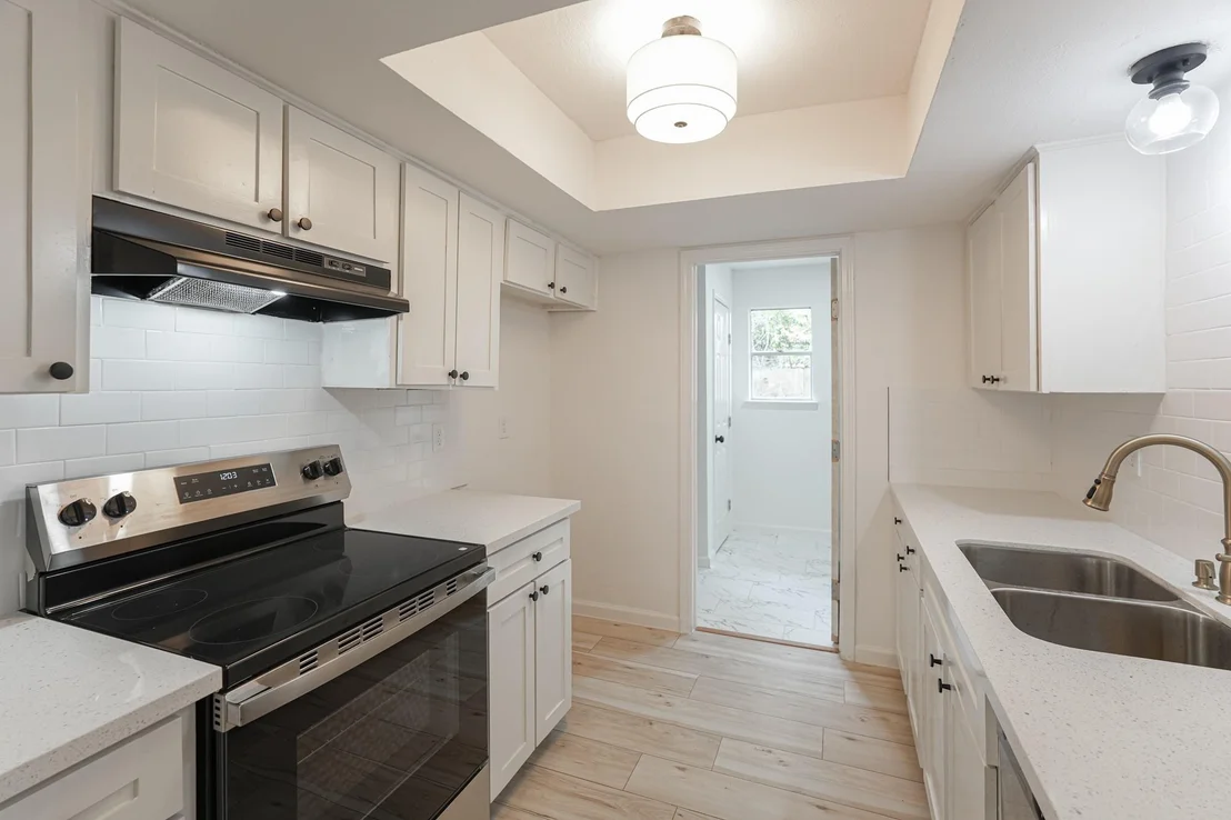 Photo of 5311 Oaklynn Drive