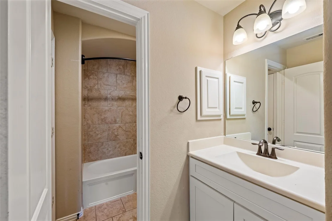 Photo of 1809 Lily Meadows Drive