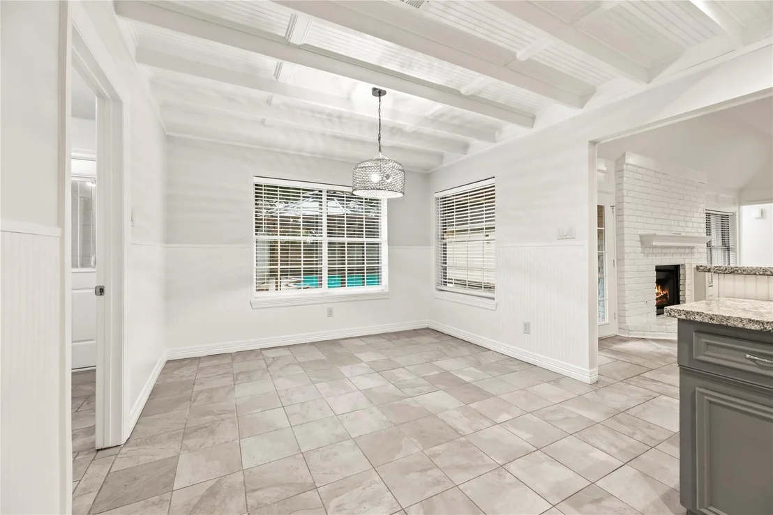 Photo of 5903 Echo Lake Lane