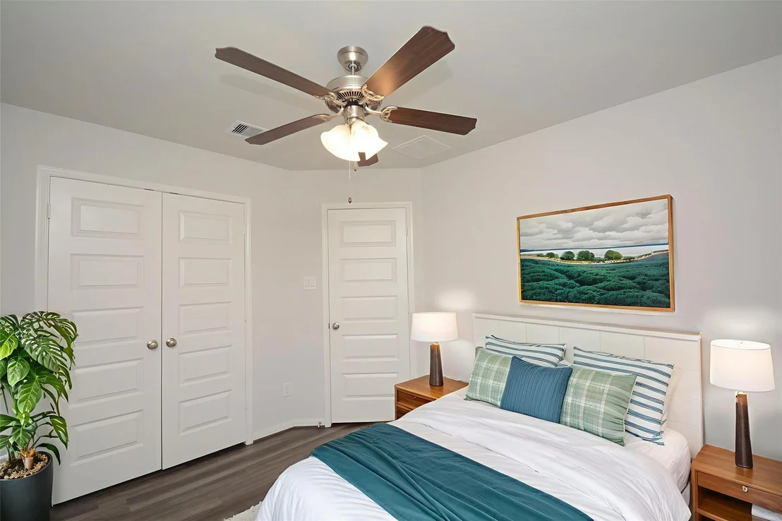 Photo of 1807 Iris Knoll Lane