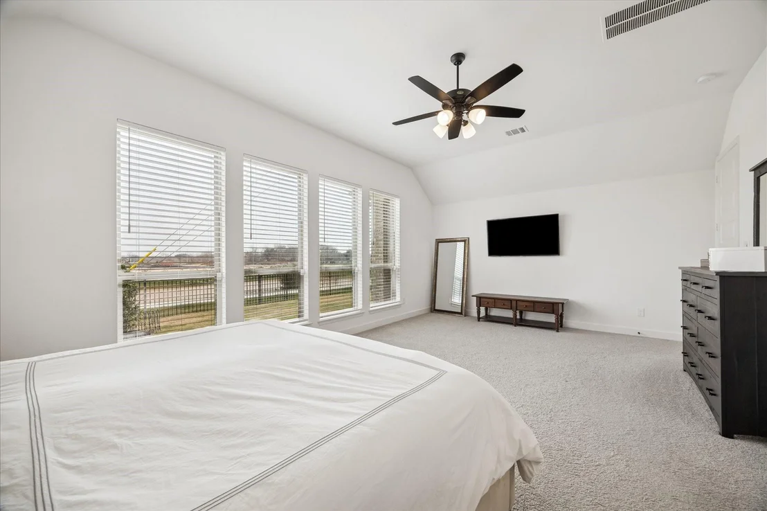 Photo of 31130 Crescent Hill Drive