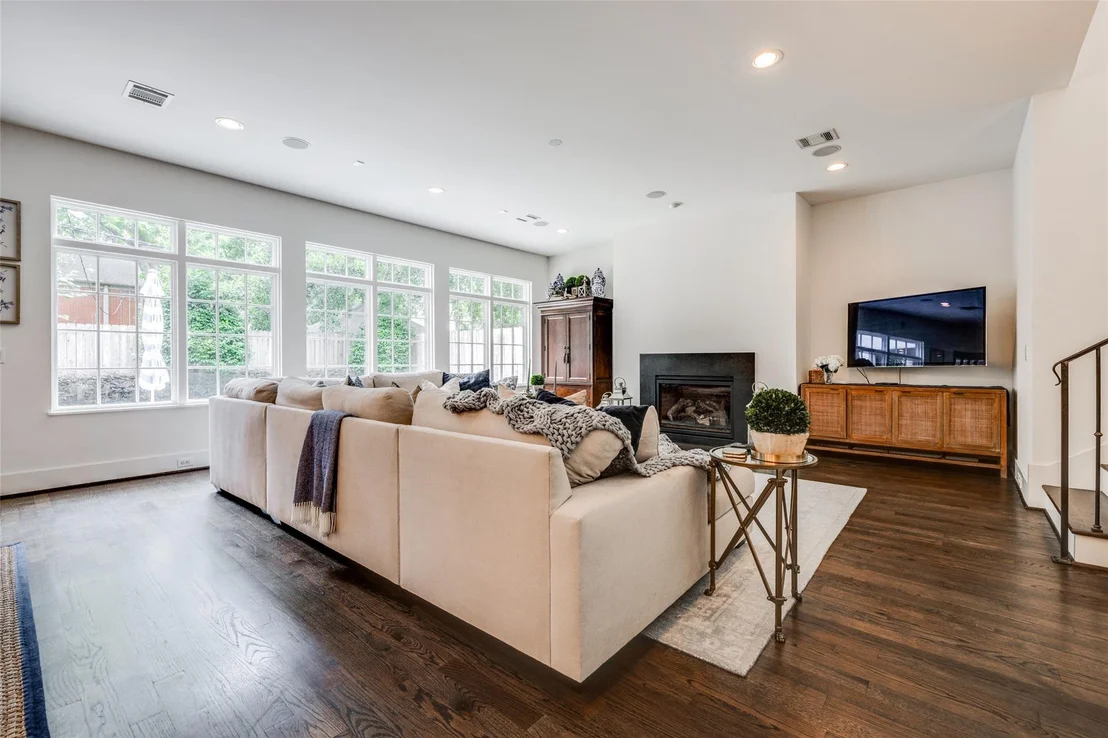Photo of 2815 Albans Road
