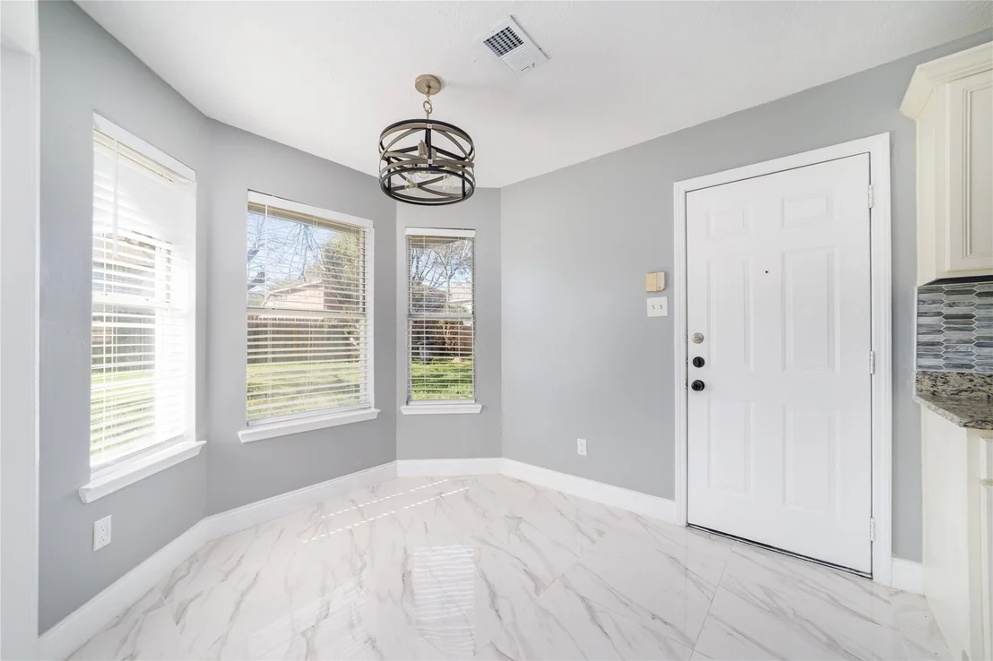 Photo of 6827 Crystal Point Drive
