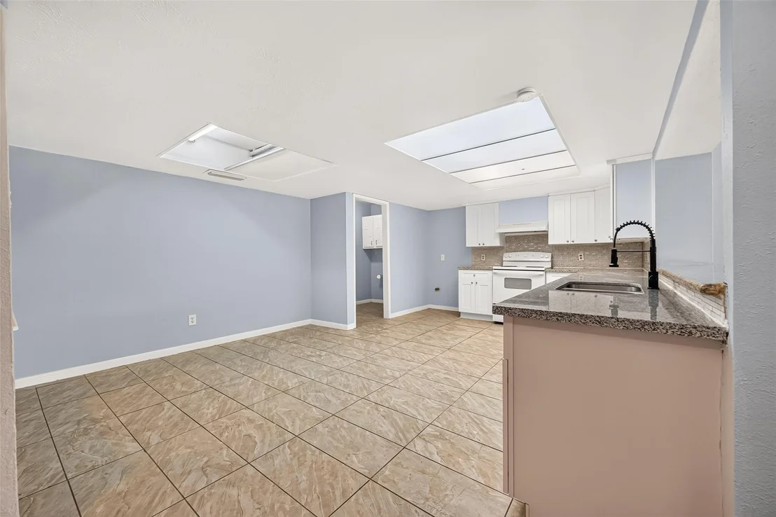 Photo of 5110 Lerwick Drive
