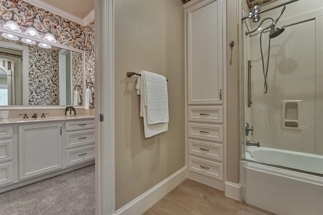 Photo of 72 Wycliffe Drive