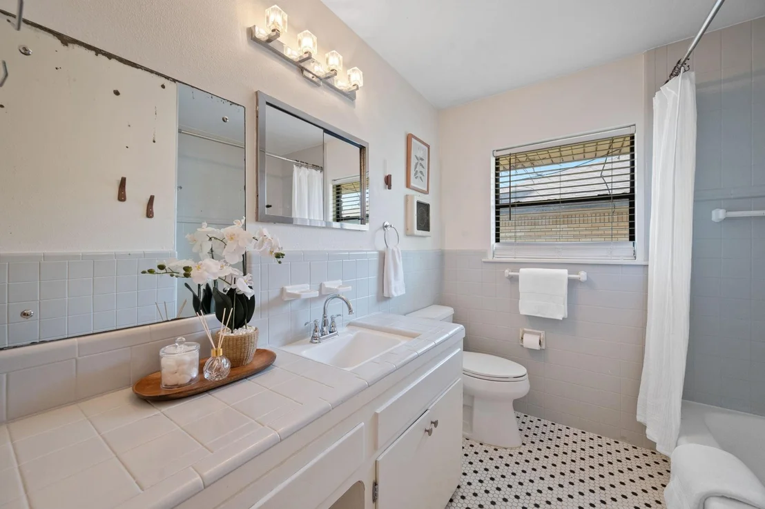 Photo of 1503 Ansbury Drive