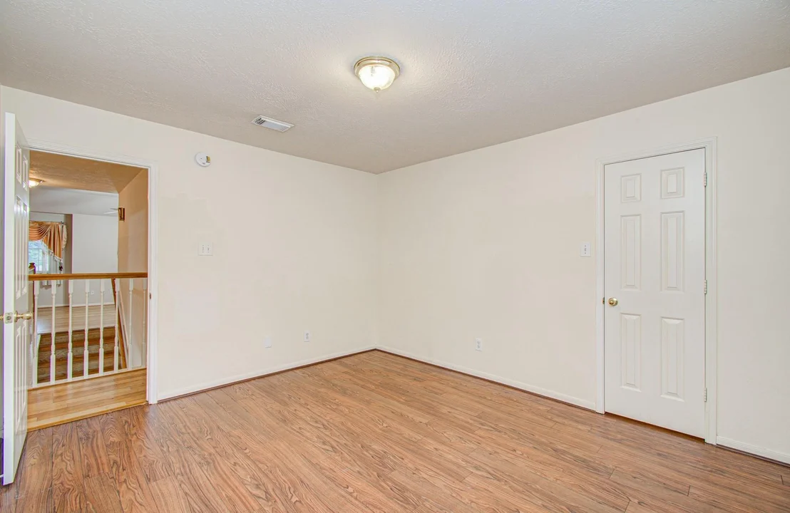 Photo of 5415 Oak Falls Drive