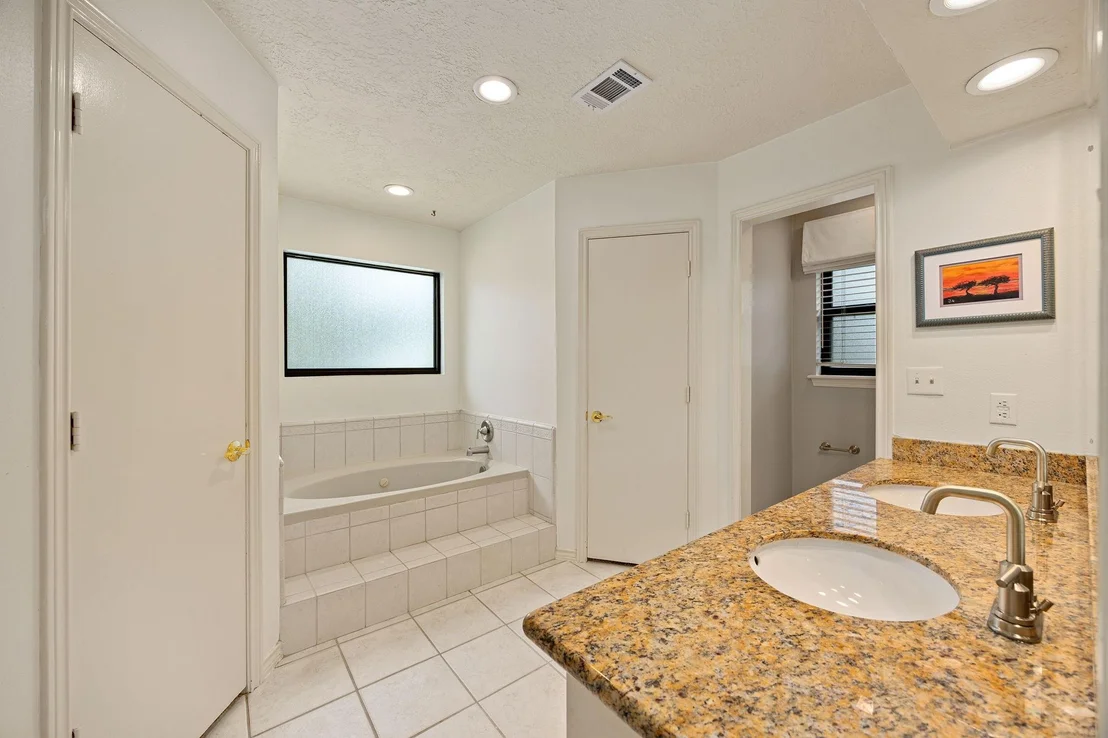 Photo of 12914 Ivyforest Drive
