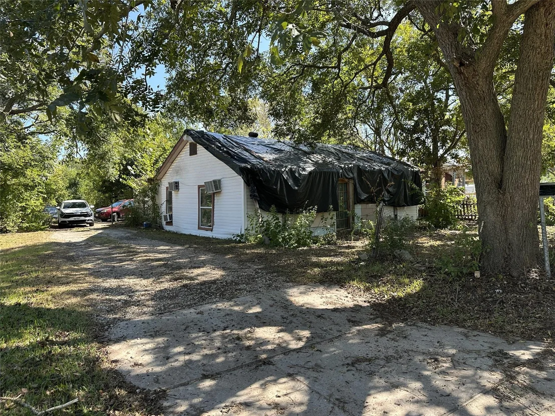 Photo of 3307 Pansy Street
