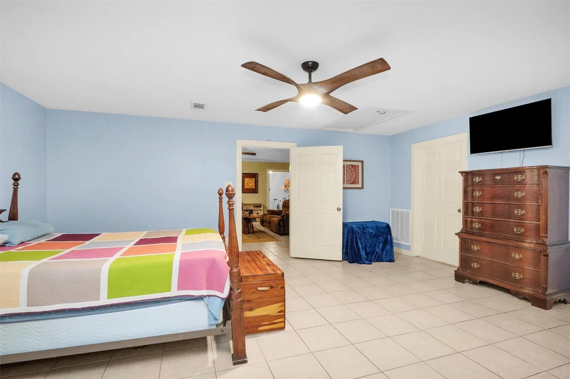 Photo of 528 Catfish Lane